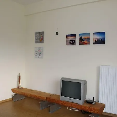 ευ ζην εξωστησ Apartamento *
